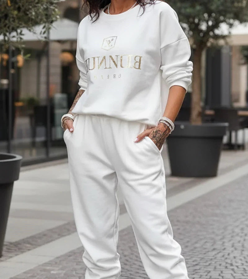 Piera | Conjunto informal que combina comodidad y elegancia