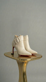 Aurora | Botas de tacón con suela roja