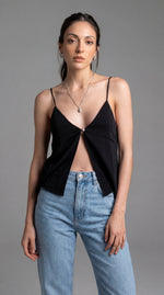 Noa | Blusa negra de tirantes con escote profundo