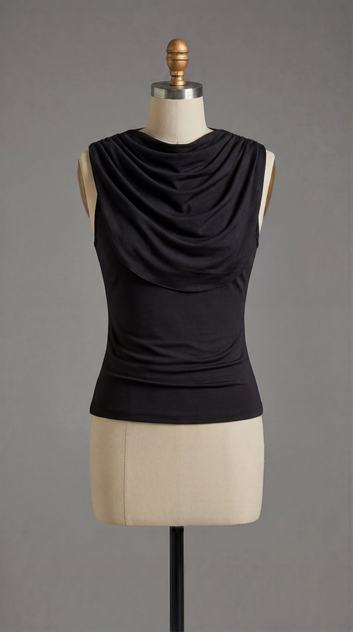 Blusa Aura | Blusa negra drapeada asimétrica