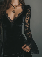 Vestido Negro de Terciopelo y Encaje