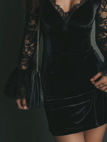 Vestido Negro de Terciopelo y Encaje