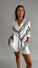 Livia | Camisa blanca de líneas geométricas